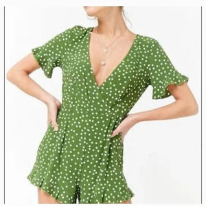 4/$25 H&M Women Green Polka Dot Romper Playsuit Medium Flutter Sleeve Plunge NEW